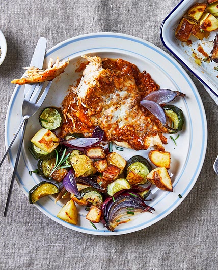 Mozzarella & Red Pesto Chicken With Roasted Veg