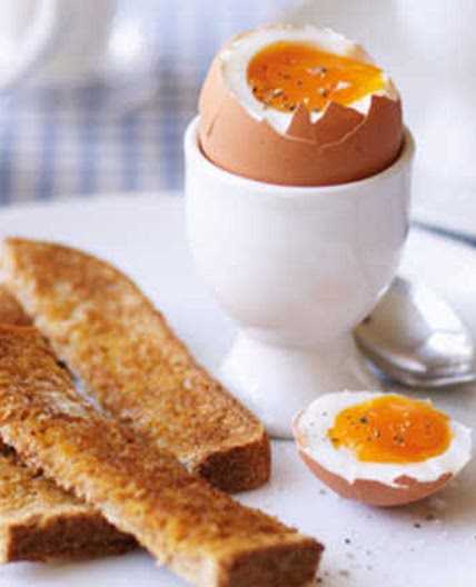 Boiled eggs and soldiers
