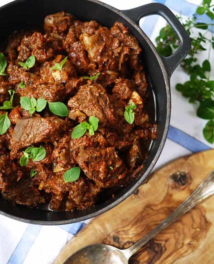 Beef Stifado