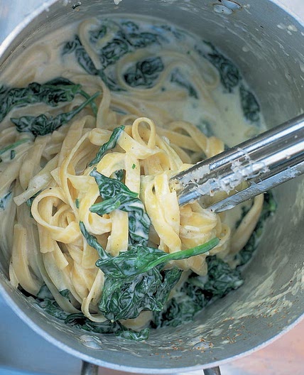 Tagliatelle with Spinach, Mascarpone, and Parmesan
