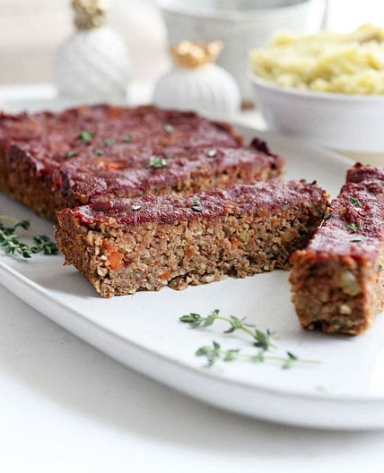 Vegan Meatloaf (Easy Lentil Loaf)