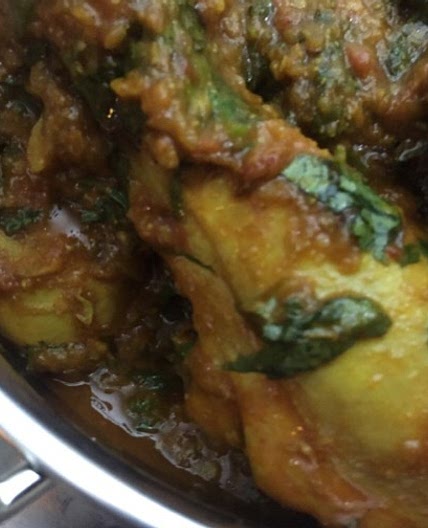 Chicken curry (tariwala chicken)