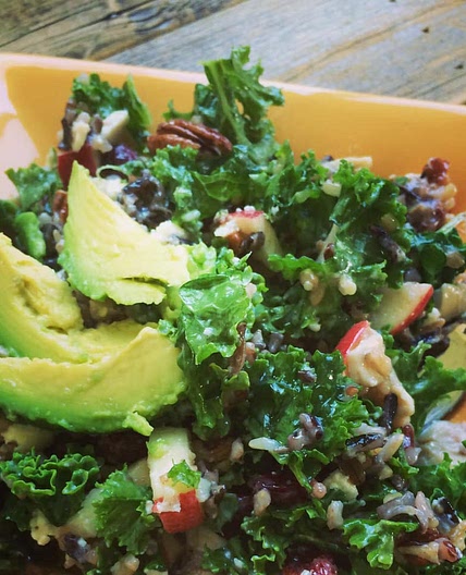 CHICKEN & SUPERFOODS SALAD