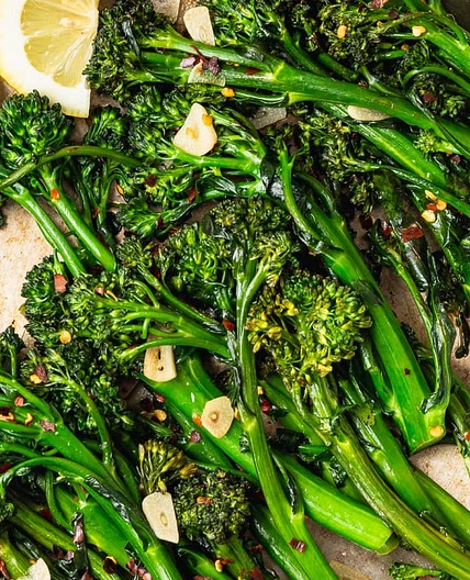 Easy 10-Minute Garlic Broccolini
