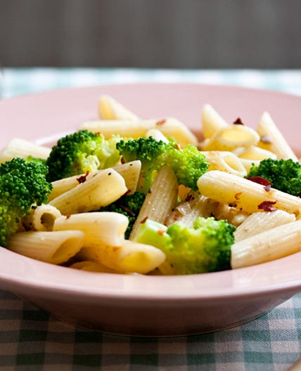 Penne with anchovy, broccoli, chilli and garlic
