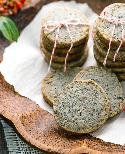 Black Sesame Cookies