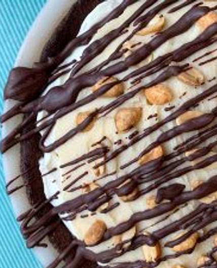 Snickers Pie [Low Carb & Keto]