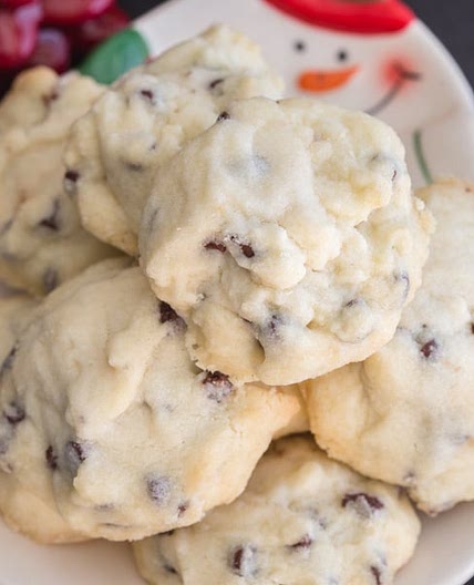 Easy Chocolate Chip Whipped Shortbread