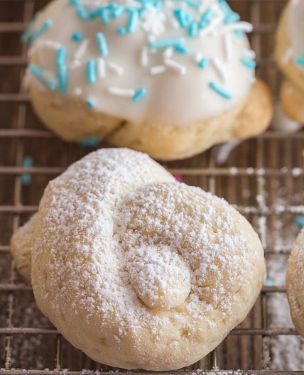 Italian Easter Cookies / Uncinetti