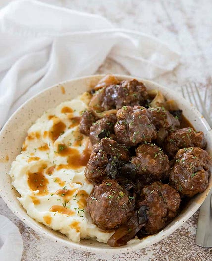 Slow Cooker Salisbury Meatballs