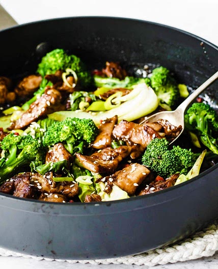 Keto Teriyaki Chicken Stir Fry