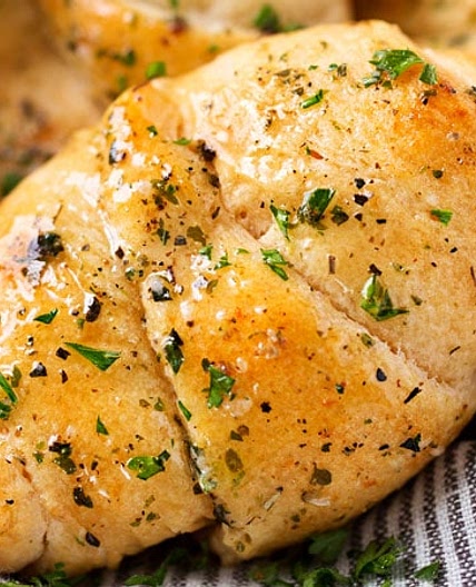 Cheesy Garlic Crescent Rolls