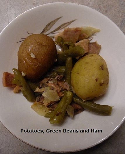 Slow Cooker Green Beans, Ham and Potatoes