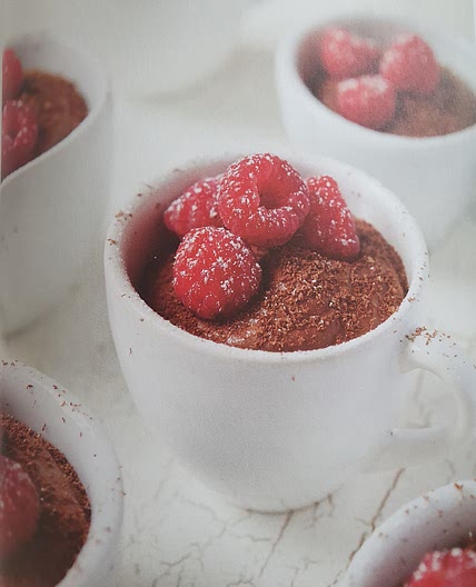 LIGHT CHOCOLATE MOUSSE WITH RASPBERRIES