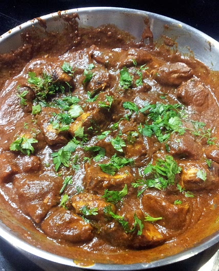 Meat in Peanut Sauce (Tiguadege Na) Mali