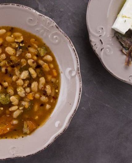 Greek white bean soup - Fasolada