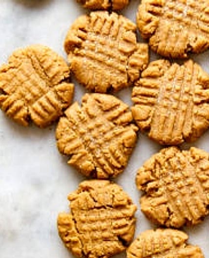 VEGAN PEANUT BUTTER COOKIES