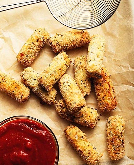 Keto Mozzarella Sticks