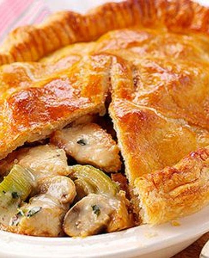 Turkey and mushroom pie