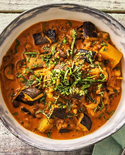 Creamy Aubergine Curry with Mushrooms, Lentils & Potato 