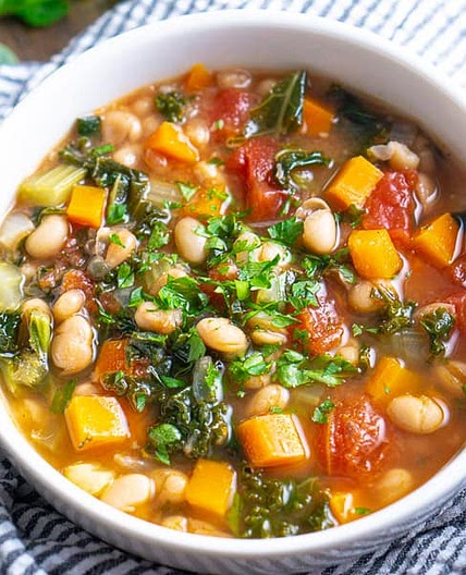 Vegan White Bean and Kale Soup