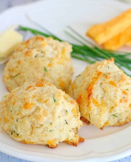 CHEDDAR AND CHIVE DROP BISCUITS