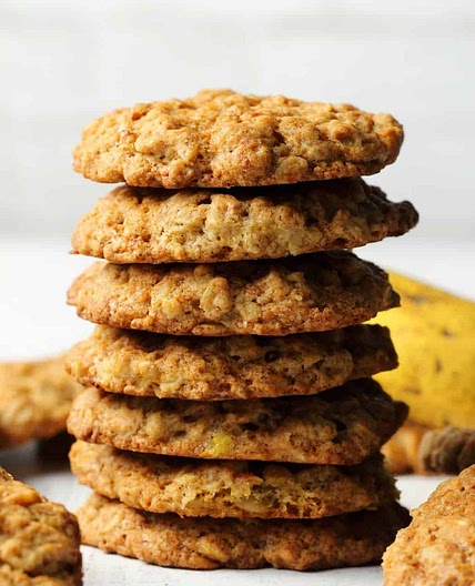 Vegan Banana Oatmeal Cookies