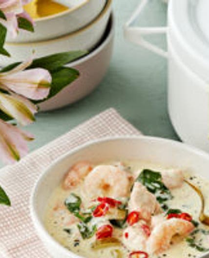 Keto seafood chowder