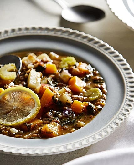 Greek Lentil and Spinach Soup With Lemon