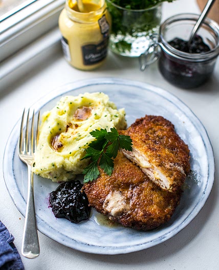 Cheesy Wiener Schnitzel with Velvet Mash