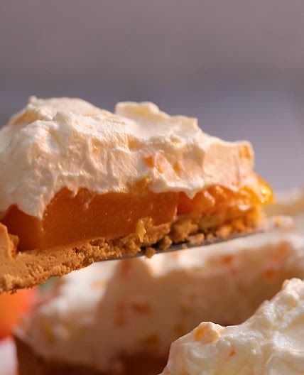 4-Ingredient No-Bake Peach Pie