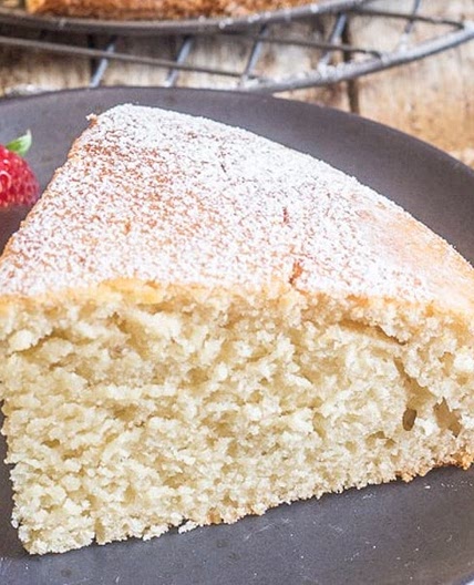 Easy yogurt cake