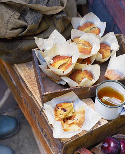Sticky fig and orange muffins