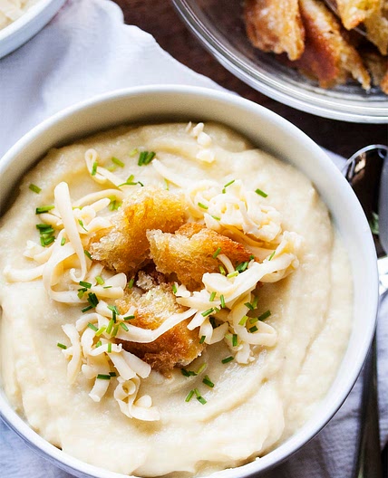 Slow Cooker Potato Leek Soup