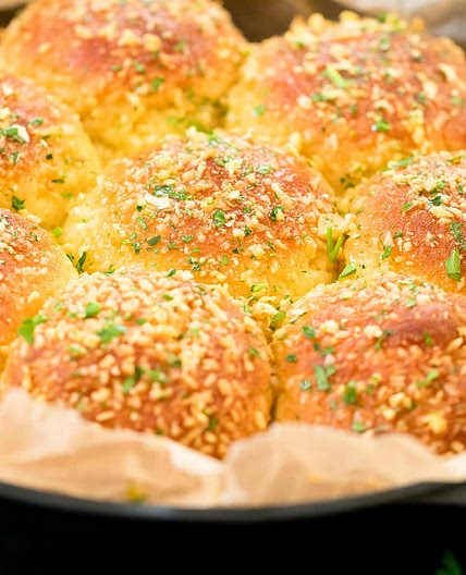 Keto Garlic Rolls - Keto Recipes