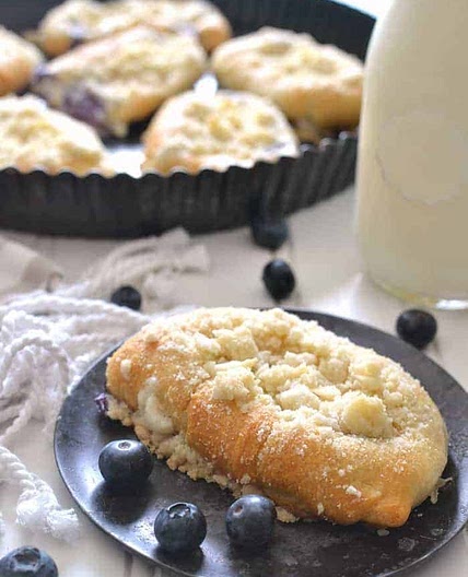Blueberry Cheesecake Crescent Rolls