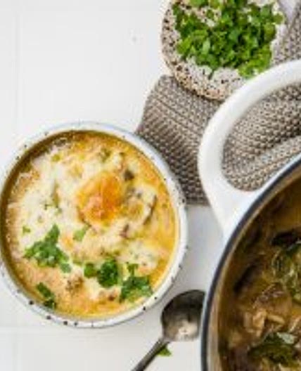 Keto Philly cheesesteak soup