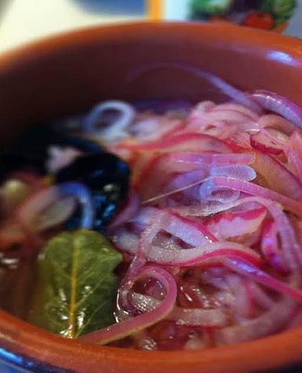 How to Make Pickled Red Onions Recipe | Yummly