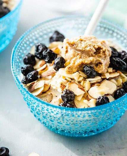 Lemon Poppy Overnight Oats with Blueberries & Almonds