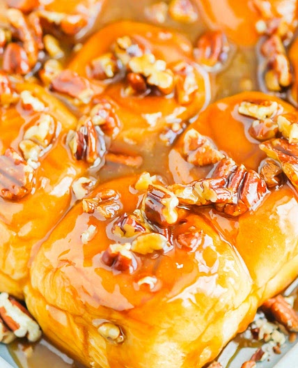 CARAMEL STICKY BUNS