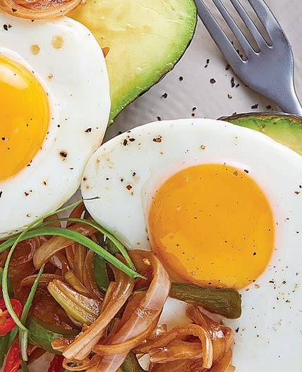 Huevos con aguacate