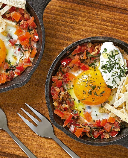 Huevos en cazuela libaneses hechos en microondas