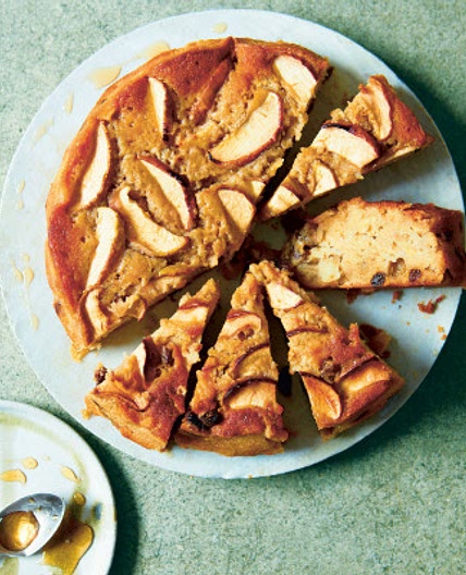 Essential apple & sultana cider cake