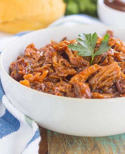 SLOW COOKER BARBECUE PULLED PORK