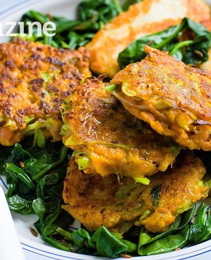Carrot fritters with halloumi and spinach