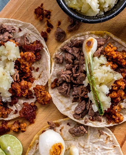 Tacos campechanos