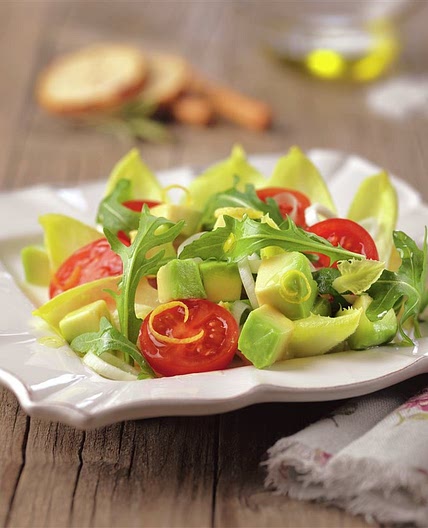 Ensalada de aguacate y tomate