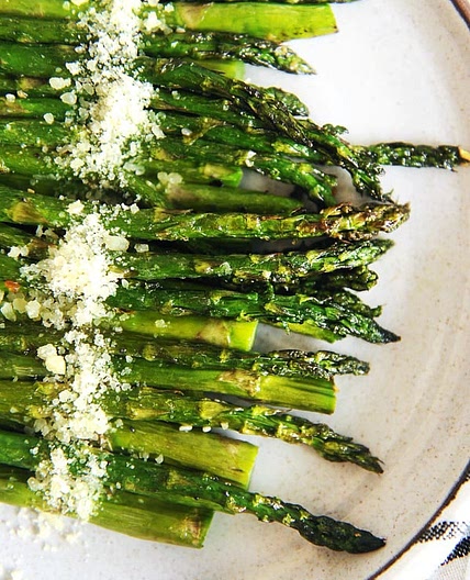 Air Fryer Asparagus (Keto Friendly)