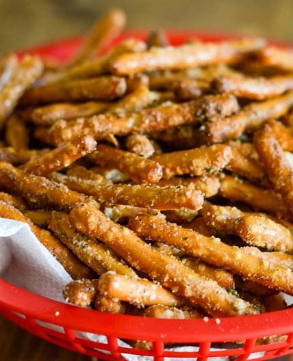 Air Fryer Seasoned Pretzels (Gluten-Free)