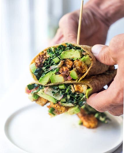 Blackened tempeh with avocado, kale, and vegan Cajun ranch. 